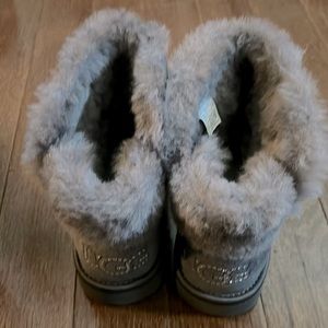 These are new never worn